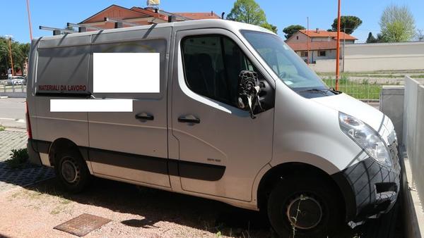 103#3074 Autocarro Opel Movano in vendita - foto 1