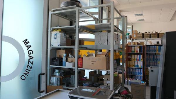 11#3074 Scaffalature e attrezzature da magazzino in vendita - foto 4