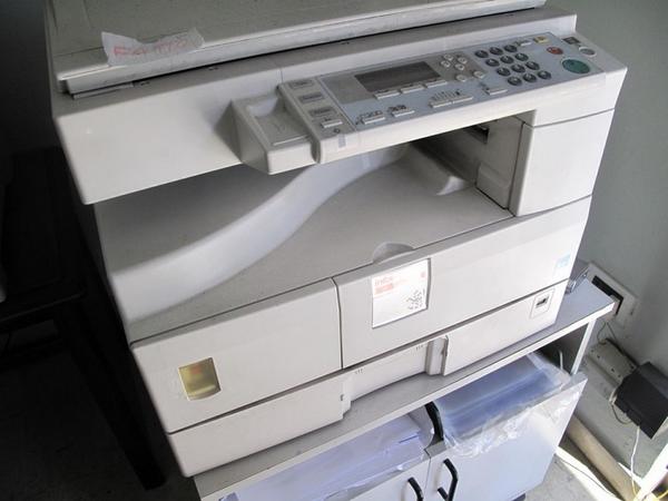 1#3076 Stampanti laser Epson e arredi da ufficio in vendita - foto 7