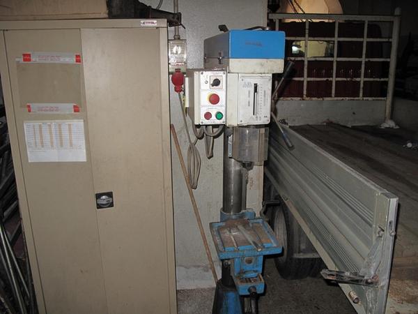 3#3076 Trapano a torretta New Drill e componenti per cablaggio in vendita - foto 2
