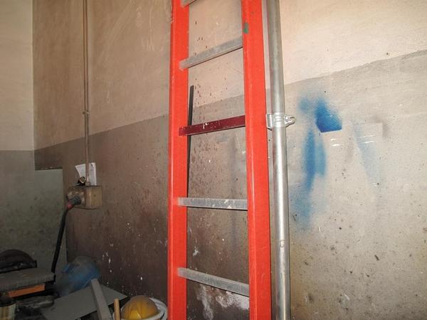 3#3076 Trapano a torretta New Drill e componenti per cablaggio in vendita - foto 8