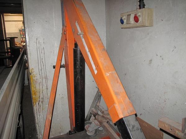 3#3076 Trapano a torretta New Drill e componenti per cablaggio in vendita - foto 15