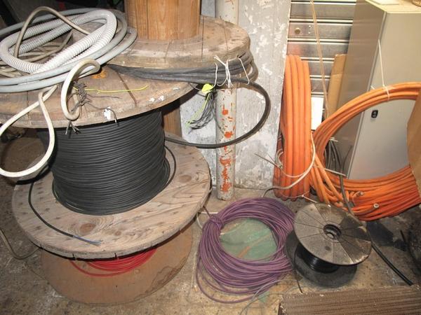 3#3076 Trapano a torretta New Drill e componenti per cablaggio in vendita - foto 32