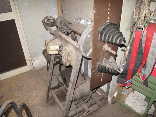 3#3076 Trapano a torretta New Drill e componenti per cablaggio in vendita - foto 44