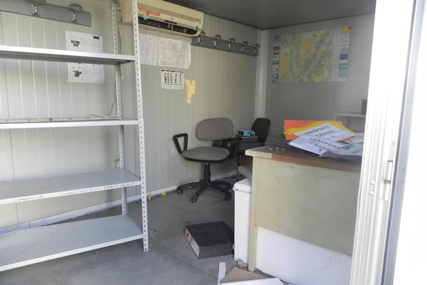 17#3078 Monoblocco coibentato con attrezzatura per ufficio in vendita - foto 6