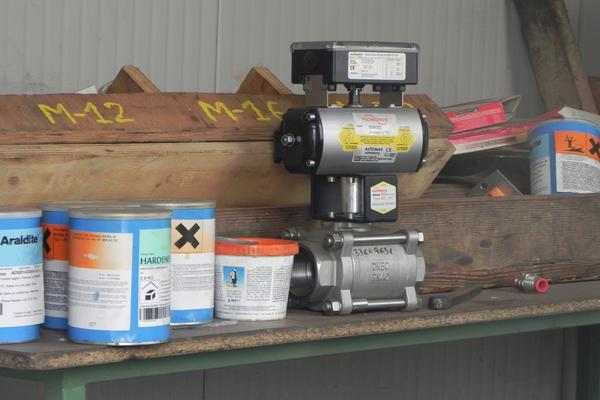 28#3078 Monoblocco uso ufficio e flanged ball valve in vendita - foto 4