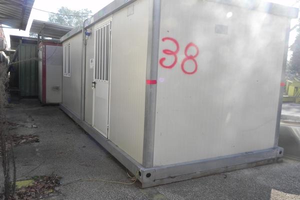 38#3078 Monoblocco coibentato con armadietti in vendita - foto 1