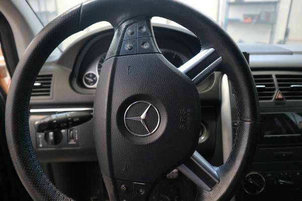 1#3097 Autovettura Mercedes e autocarro Fiat Scudo in vendita - foto 13
