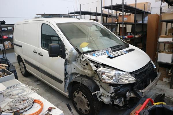 1#3097 Autovettura Mercedes e autocarro Fiat Scudo in vendita - foto 17