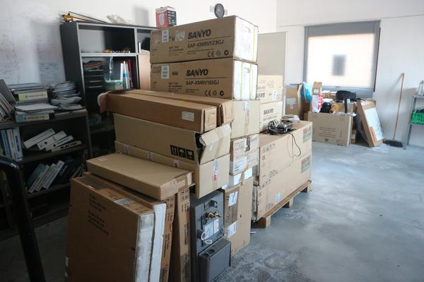 3#3097 Attrezzature e arredi officina in vendita - foto 1