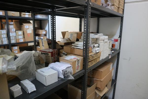 3#3097 Attrezzature e arredi officina in vendita - foto 15