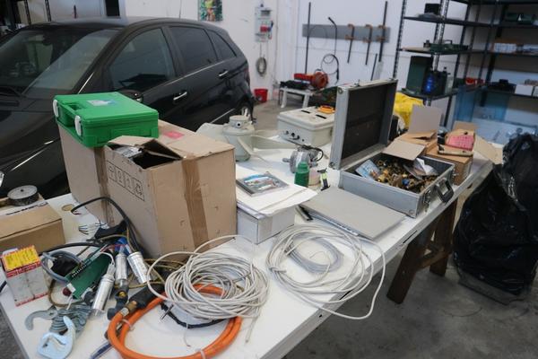 3#3097 Attrezzature e arredi officina in vendita - foto 23