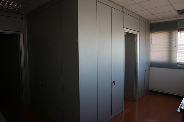 3#3097 Attrezzature e arredi officina in vendita - foto 39