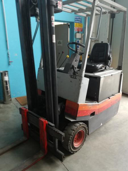 1#3099 Carrello frontale Fiat Om e motocompressore Rotair spa in vendita - foto 1