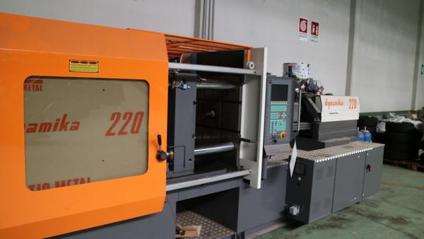 1#3109 Pressa ad iniezione per produzione tappi Plastic metal in vendita - foto 18