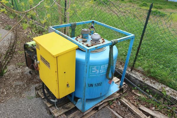 1#3112 Cisterna rifornimento e generatore a benzina in vendita - foto 5