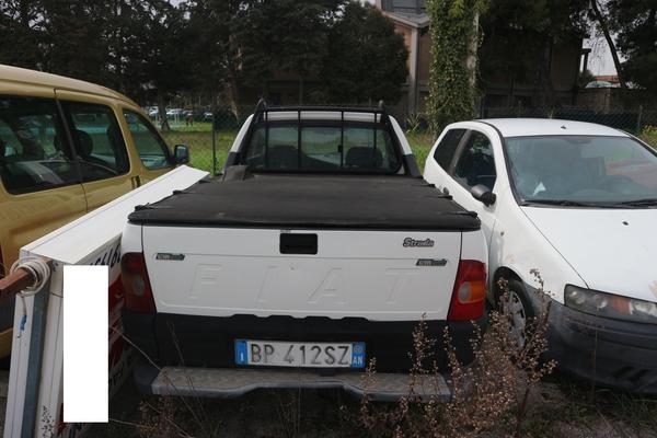 11#3112 Autocarro Fiat Strada in vendita - foto 3
