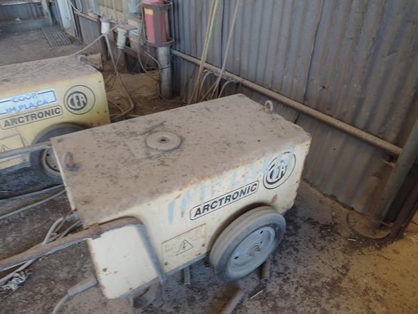 1#3113 Saldatrici Arctronic e sega a nostro Bianco in vendita - foto 32