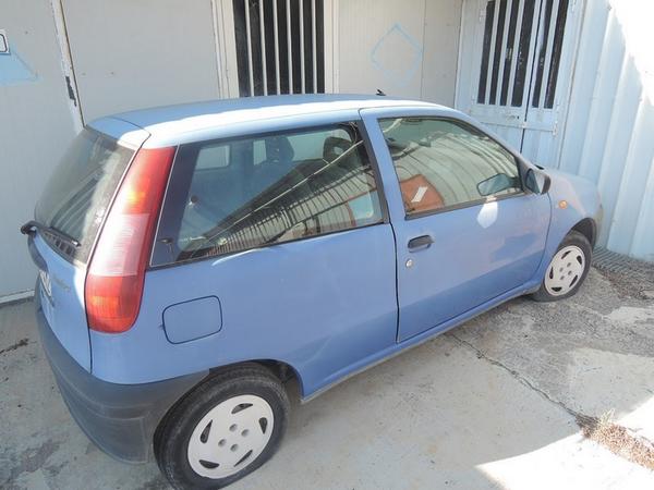 12#3113 Autovettura Fiat Punto in vendita - foto 4