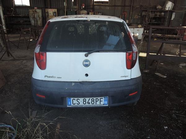 6#3113 Autocarro Fiat Punto Van in vendita - foto 3