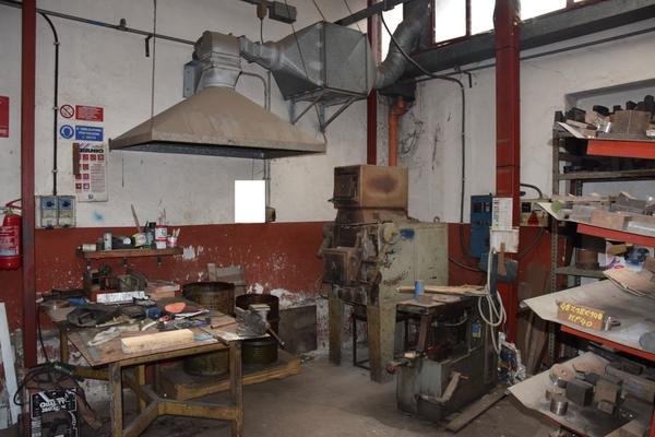 1#3115 Maschiatrice Officina Meccanica e alesatrice Fimap in vendita - foto 11