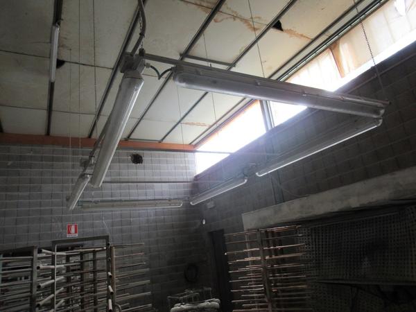 25#3116 Cabina per impianto verniciatura e piani carrelli in vendita - foto 2