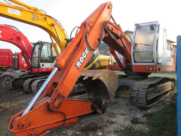 10#3117 Escavatore cingolato Rock 240 in vendita - foto 1