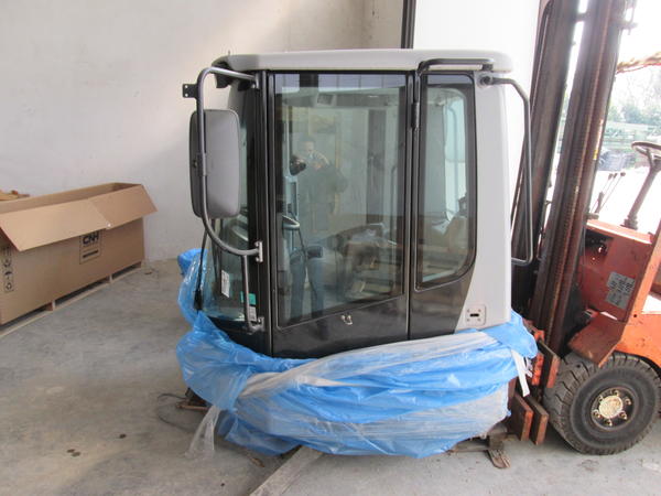 26#3117 Cabina Per Pala Gommata New Holland W130 in vendita - foto 2