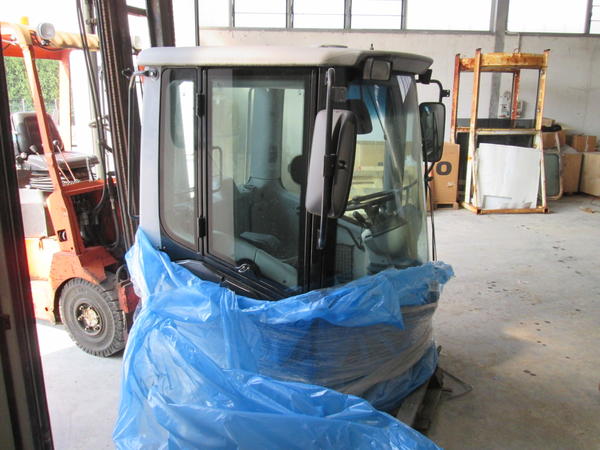 26#3117 Cabina Per Pala Gommata New Holland W130 in vendita - foto 4