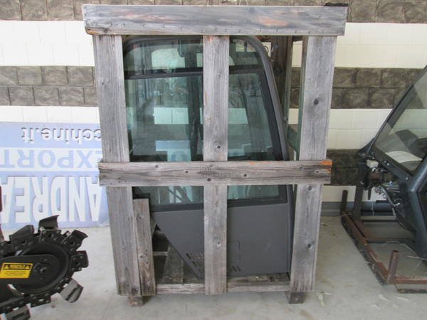 27#3117 Cabina Per Miniescavatore Case in vendita - foto 2