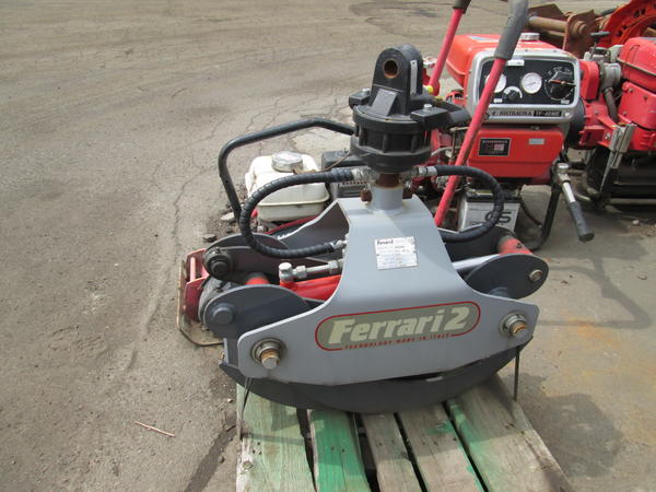 5#3117 Pinza Per Tronchi Completa Di Rotatore Idraulico Montato in vendita - foto 1