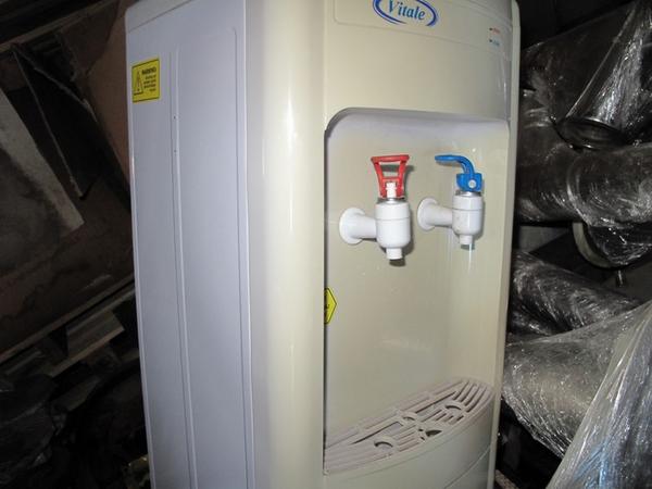 3#3121 Avvitatore Bosch e mola da banco in vendita - foto 8