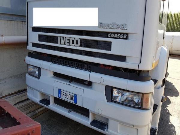 Autocarri in vendita