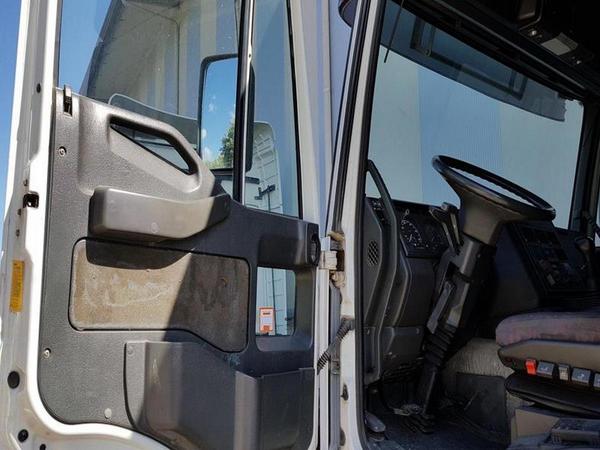 1#3126 Trattore stradale Iveco Magirus in vendita - foto 13