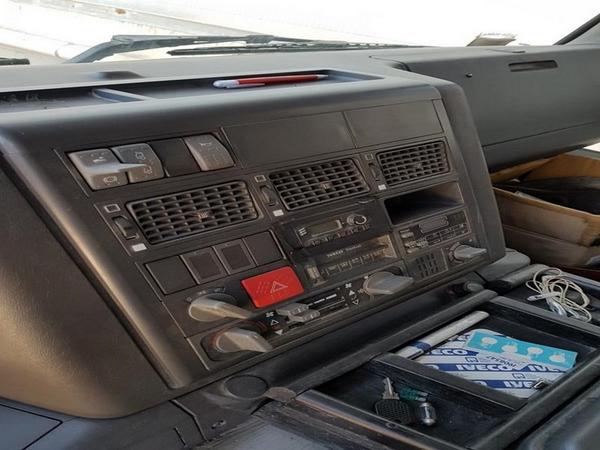 1#3126 Trattore stradale Iveco Magirus in vendita - foto 14