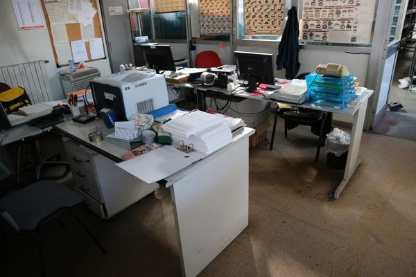 1#3129 Arredamento e attrezzature ufficio in vendita - foto 17