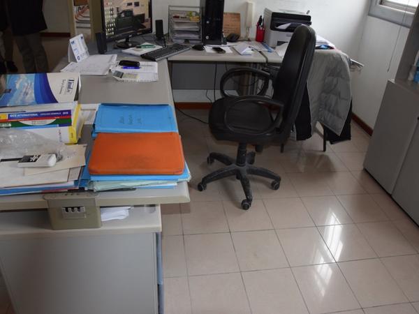 2#3131 Arredi ufficio in vendita - foto 2