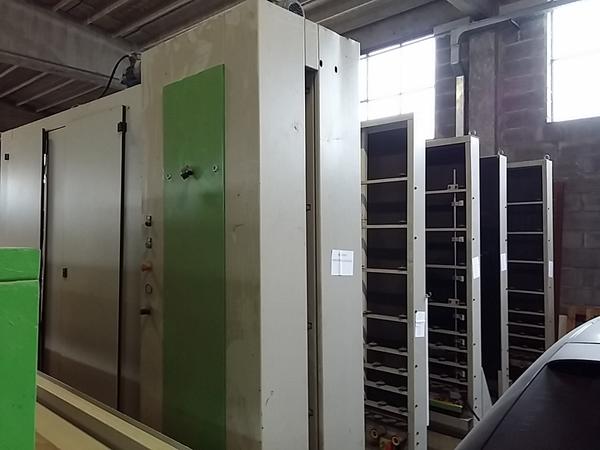 1#3132 Linea e tavolo automatico con pressa a rulli e butilatrice Solaro Costruzioni Meccaniche in vendita - foto 2