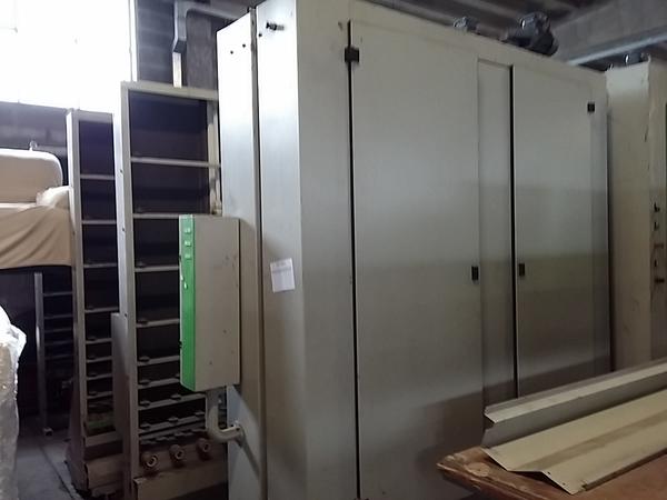 1#3132 Linea e tavolo automatico con pressa a rulli e butilatrice Solaro Costruzioni Meccaniche in vendita - foto 3