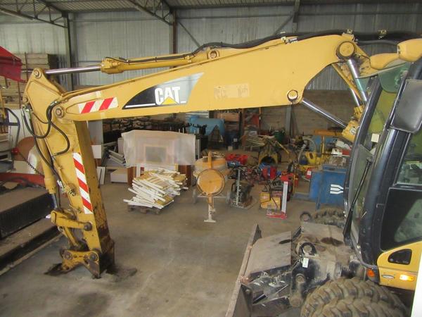 204#3141 Escavatore Caterpillar in vendita - foto 4