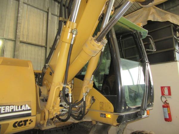 204#3141 Escavatore Caterpillar in vendita - foto 16