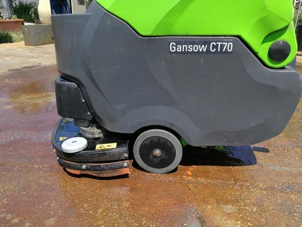 5#3142 Lavapavimenti IPC e Comac e spazzatrice Fimap Duster in vendita - foto 2