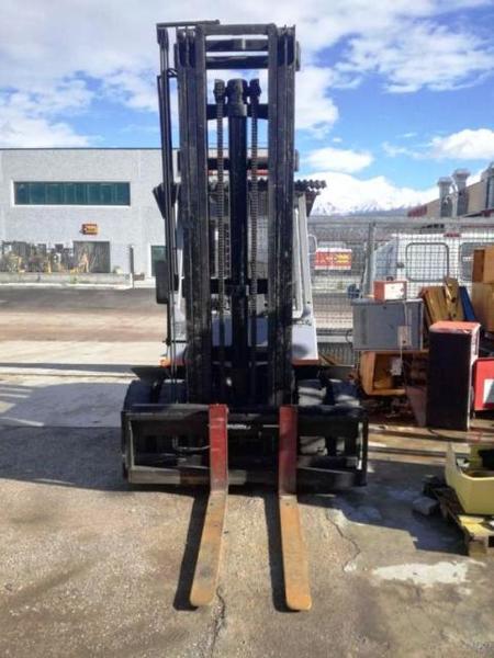 3#3147 Carrello elevatore Om DI 40 C e Carrello elevatore OM DIM 25S in vendita - foto 8