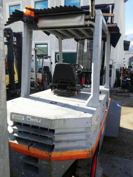 3#3147 Carrello elevatore Om DI 40 C e Carrello elevatore OM DIM 25S in vendita - foto 9