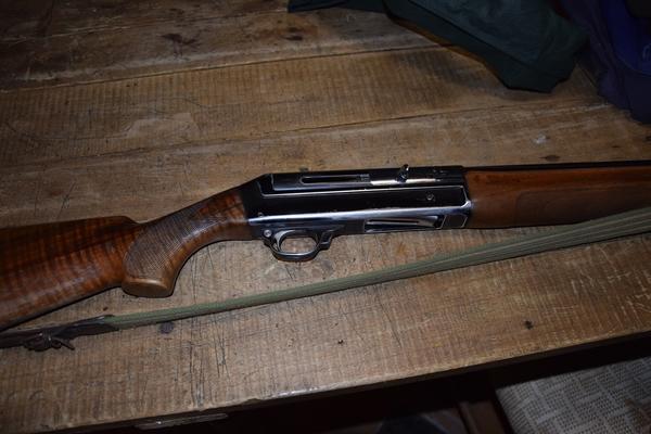 18#3151 Fucile semi automatico Benelli in vendita - foto 2