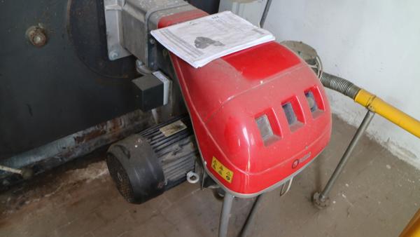 3#3153 Bruciatore Riello completo di accessori in vendita - foto 1