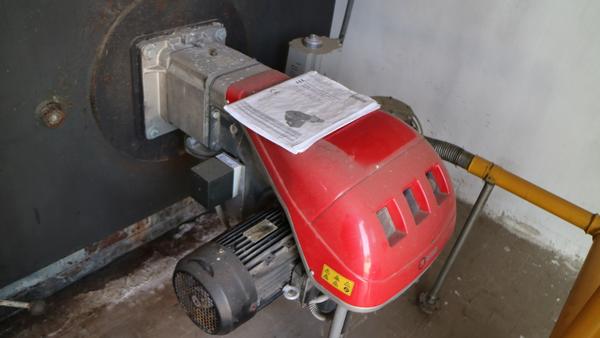 3#3153 Bruciatore Riello completo di accessori in vendita - foto 9