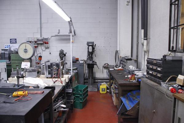 3#3160 Reparto Costruzione Stampi e Lavorazioni Meccaniche di Precisione in vendita - foto 211