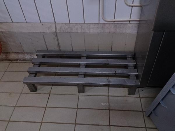 10#3161 Banco da lavoro Zanussi e carrelli per sospensioni salumi in vendita - foto 16