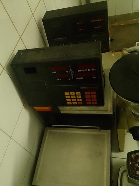 12#3162 Tritacarne Omet e macchina per sottovuoto Saccardo Arturo in vendita - foto 7